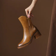 Bota Feminina em Couro Italiano com Zíper Salto Grosso Palerma